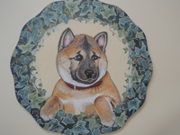 ペットロスの方がペットのリアルな似顔絵の注文（オーダー）前に見る作品～草花に囲まれた愛犬を立体感を出して描いた肖像画のグッズ