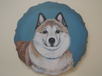 ペットロスの方がペットのリアルな似顔絵の注文（オーダー）前に見る作品～元気な愛犬を立体感を出して描いた肖像画のグッズ